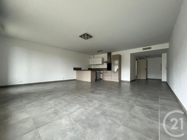 Appartement F3 &agrave; vendre - 3 pi&egrave;ces - 82,07 m2 - La Ciotat - 13 - PROVENCE-ALPES-COTE-D-AZUR
