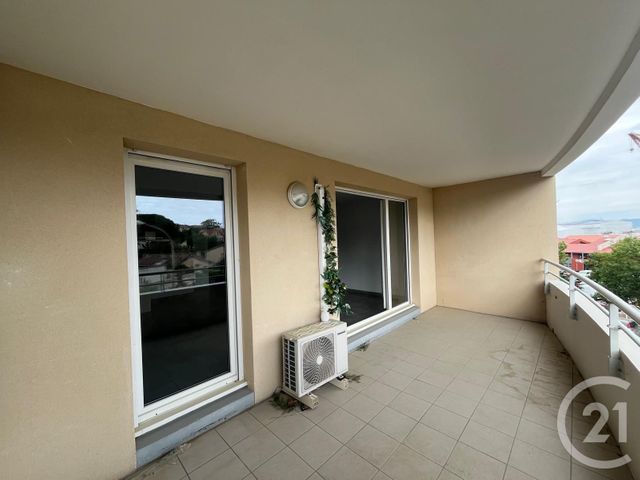 Appartement F3 &agrave; vendre - 3 pi&egrave;ces - 82,07 m2 - La Ciotat - 13 - PROVENCE-ALPES-COTE-D-AZUR