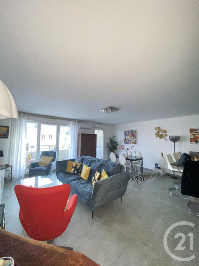 Appartement F3 à vendre - 3 pièces - 82,07 m2 - La Ciotat - 13 - PROVENCE-ALPES-COTE-D-AZUR