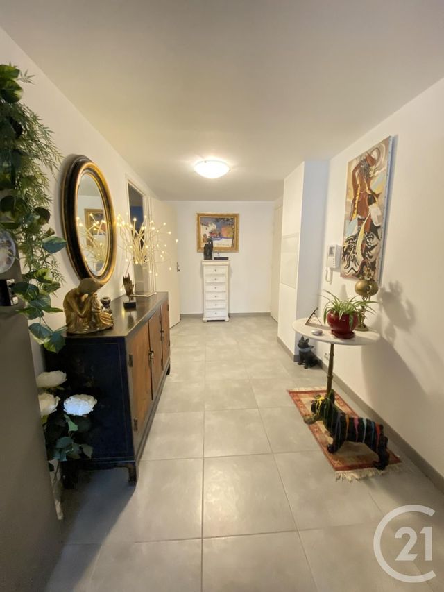 Appartement F3 à vendre - 3 pièces - 82,07 m2 - La Ciotat - 13 - PROVENCE-ALPES-COTE-D-AZUR