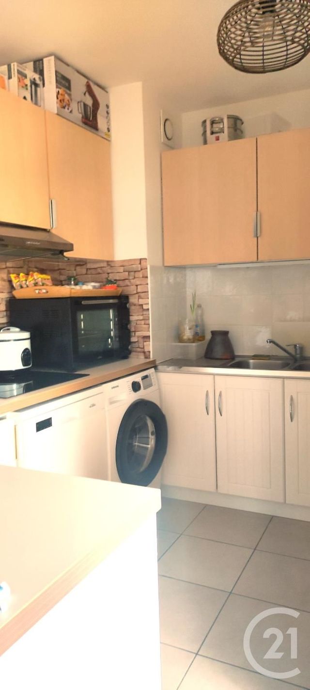 Appartement F1 à vendre - 1 pièce - 26,45 m2 - La Ciotat - 13 - PROVENCE-ALPES-COTE-D-AZUR