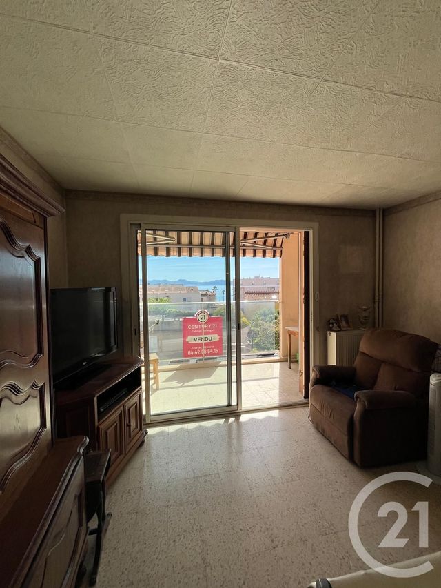 Appartement T3 &agrave; vendre - 3 pi&egrave;ces - 68 m2 - La Ciotat - 13 - PROVENCE-ALPES-COTE-D-AZUR