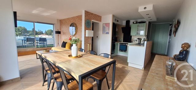Appartement T2 &agrave; vendre - 2 pi&egrave;ces - 52,89 m2 - La Ciotat - 13 - PROVENCE-ALPES-COTE-D-AZUR