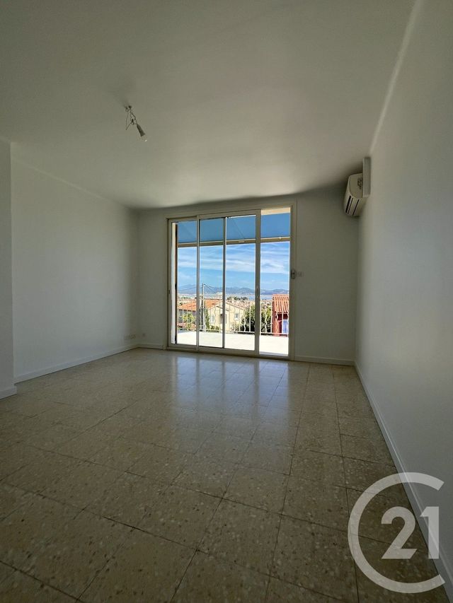 Appartement F3 &agrave; vendre - 3 pi&egrave;ces - 70,32 m2 - La Ciotat - 13 - PROVENCE-ALPES-COTE-D-AZUR