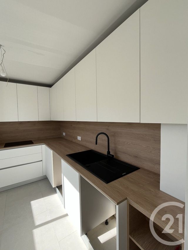 Appartement F3 &agrave; vendre - 3 pi&egrave;ces - 70,32 m2 - La Ciotat - 13 - PROVENCE-ALPES-COTE-D-AZUR