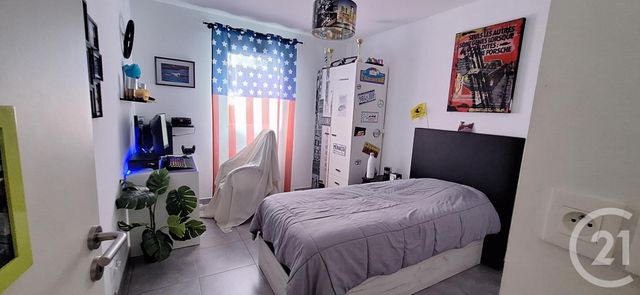 Appartement F4 &agrave; vendre - 4 pi&egrave;ces - 82 m2 - La Ciotat - 13 - PROVENCE-ALPES-COTE-D-AZUR