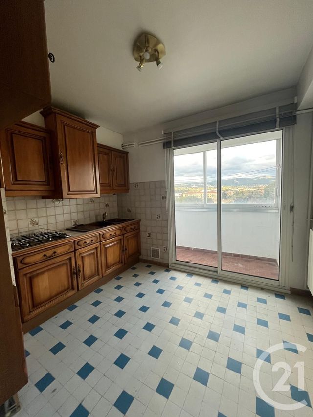 Appartement F3 &agrave; vendre - 3 pi&egrave;ces - 80 m2 - La Ciotat - 13 - PROVENCE-ALPES-COTE-D-AZUR