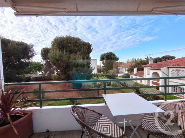 Appartement T3 à vendre - 3 pièces - 62,70 m2 - La Ciotat - 13 - PROVENCE-ALPES-COTE-D-AZUR