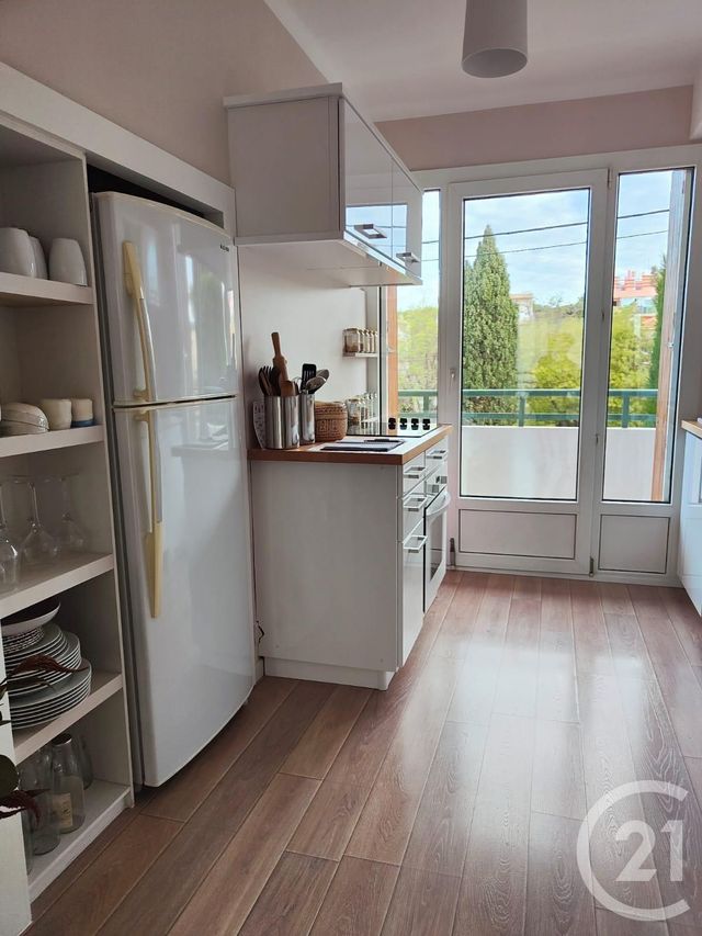 Appartement T3 &agrave; vendre - 3 pi&egrave;ces - 62,70 m2 - La Ciotat - 13 - PROVENCE-ALPES-COTE-D-AZUR