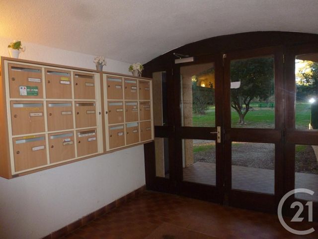 Appartement T1 &agrave; louer - 1 pi&egrave;ce - 23,09 m2 - La Ciotat - 13 - PROVENCE-ALPES-COTE-D-AZUR