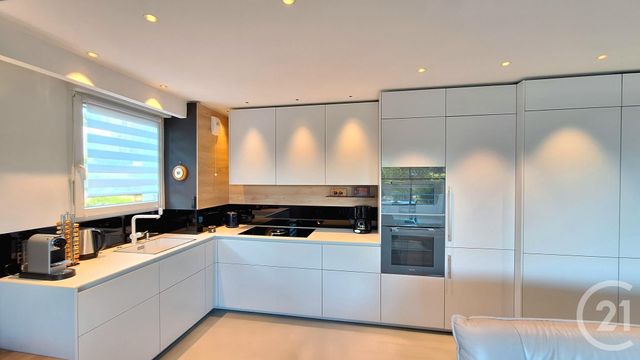 Appartement T3 &agrave; vendre - 3 pi&egrave;ces - 68,15 m2 - La Ciotat - 13 - PROVENCE-ALPES-COTE-D-AZUR