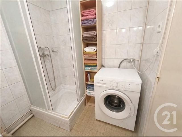 Appartement T3 &agrave; vendre - 3 pi&egrave;ces - 56,35 m2 - La Ciotat - 13 - PROVENCE-ALPES-COTE-D-AZUR