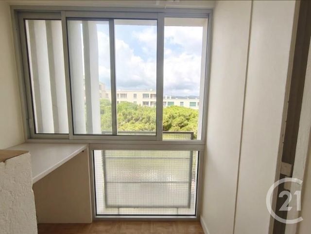 Appartement T3 &agrave; vendre - 3 pi&egrave;ces - 56,35 m2 - La Ciotat - 13 - PROVENCE-ALPES-COTE-D-AZUR