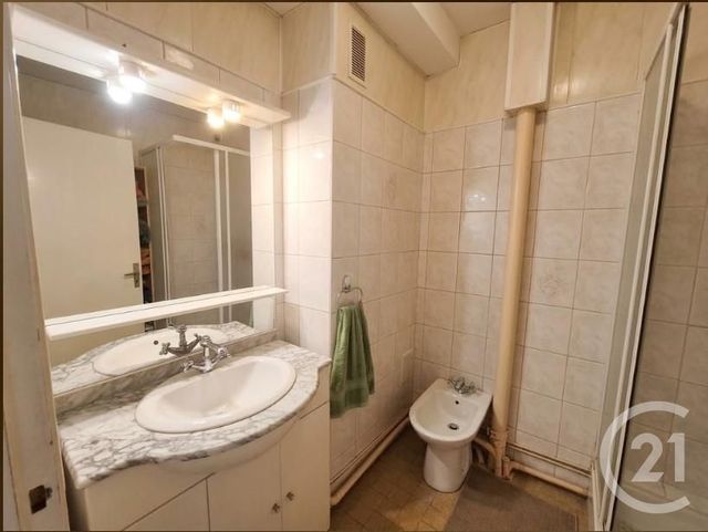 Appartement T3 &agrave; vendre - 3 pi&egrave;ces - 56,35 m2 - La Ciotat - 13 - PROVENCE-ALPES-COTE-D-AZUR