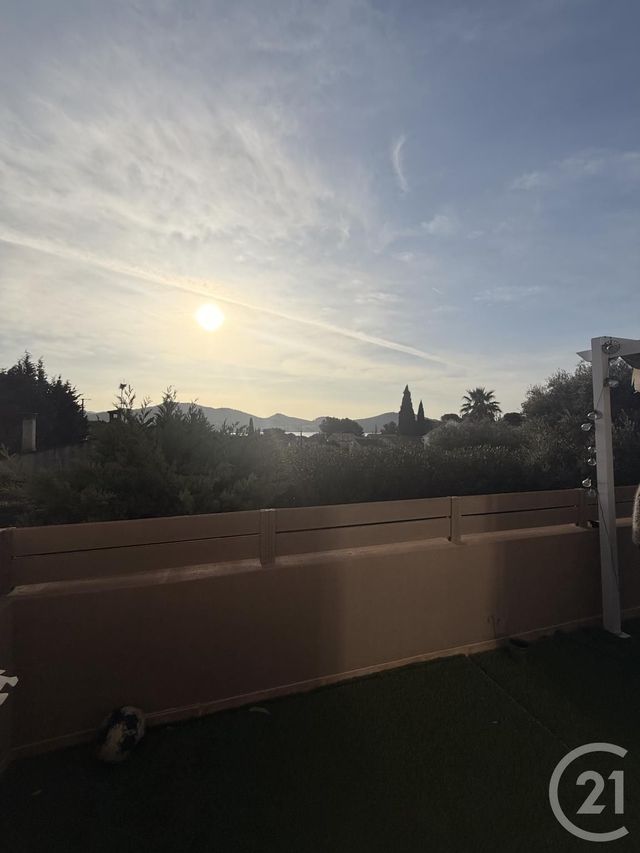 Appartement T4 &agrave; louer - 4 pi&egrave;ces - 110 m2 - St Cyr Sur Mer - 83 - PROVENCE-ALPES-COTE-D-AZUR