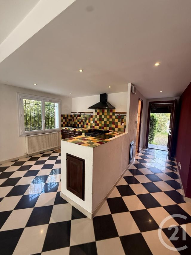 Maison &agrave; louer - 4 pi&egrave;ces - 122,46 m2 - La Ciotat - 13 - PROVENCE-ALPES-COTE-D-AZUR