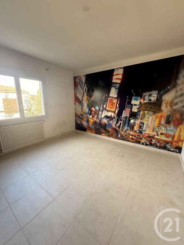 Maison &agrave; louer - 4 pi&egrave;ces - 122,46 m2 - La Ciotat - 13 - PROVENCE-ALPES-COTE-D-AZUR