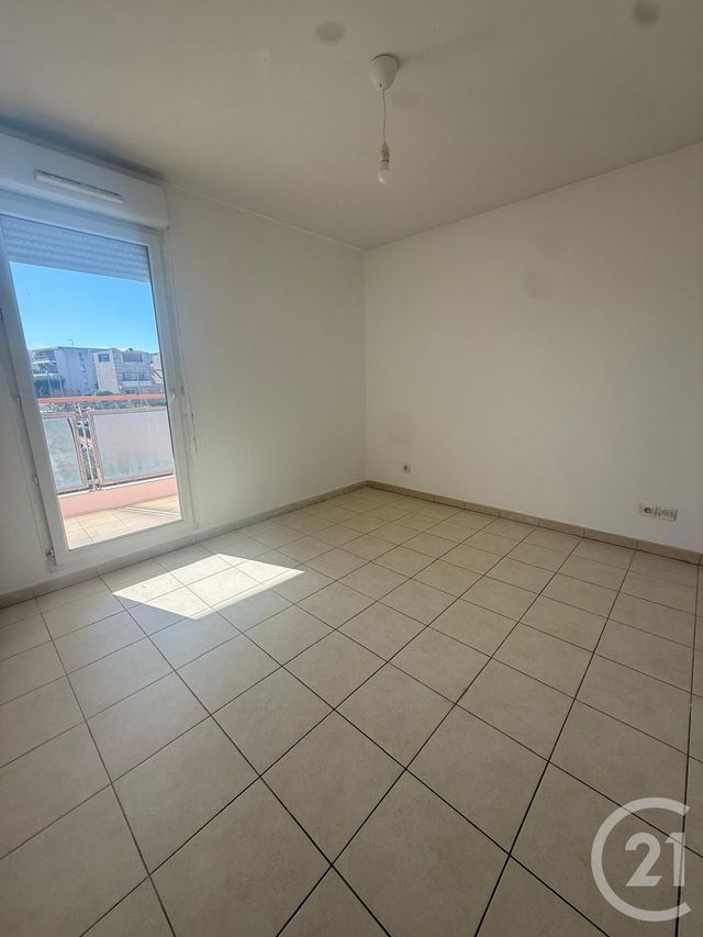 Appartement F3 &agrave; vendre - 3 pi&egrave;ces - 55,93 m2 - La Ciotat - 13 - PROVENCE-ALPES-COTE-D-AZUR