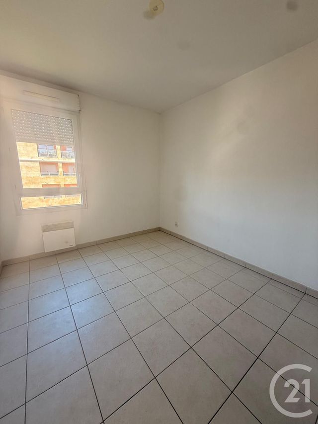 Appartement F3 &agrave; vendre - 3 pi&egrave;ces - 55,93 m2 - La Ciotat - 13 - PROVENCE-ALPES-COTE-D-AZUR