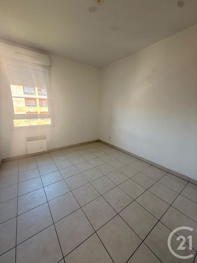 Appartement F3 &agrave; vendre - 3 pi&egrave;ces - 55,93 m2 - La Ciotat - 13 - PROVENCE-ALPES-COTE-D-AZUR