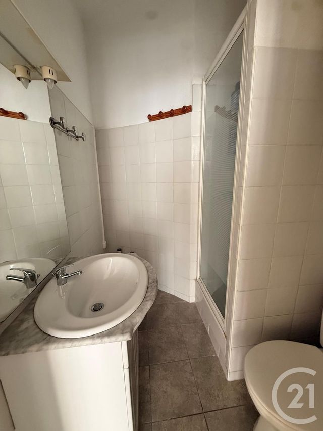 Appartement Studio &agrave; louer - 1 pi&egrave;ce - 24 m2 - La Ciotat - 13 - PROVENCE-ALPES-COTE-D-AZUR