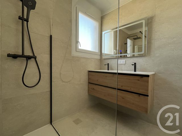 Maison &agrave; vendre - 7 pi&egrave;ces - 156,80 m2 - La Ciotat - 13 - PROVENCE-ALPES-COTE-D-AZUR