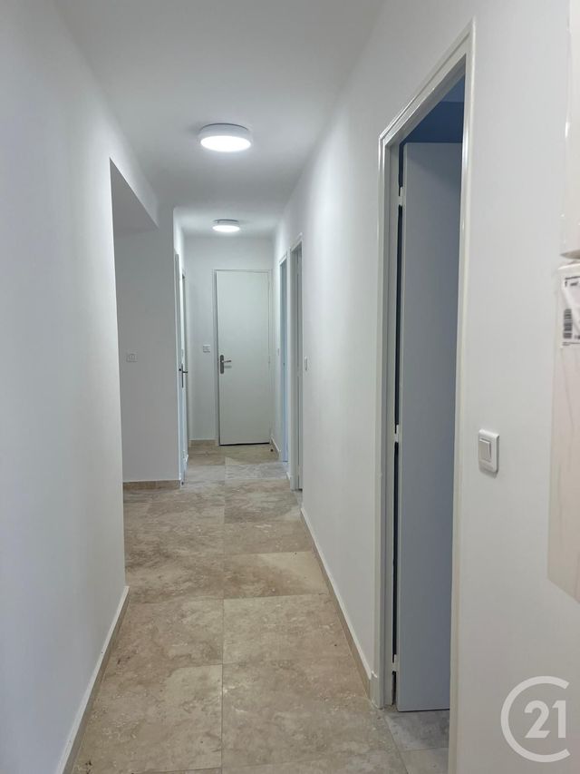 Appartement F3 &agrave; vendre - 3 pi&egrave;ces - 68,39 m2 - La Ciotat - 13 - PROVENCE-ALPES-COTE-D-AZUR