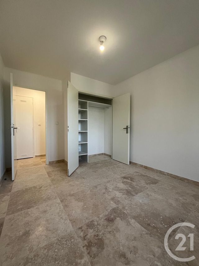 Appartement F3 &agrave; vendre - 3 pi&egrave;ces - 68,39 m2 - La Ciotat - 13 - PROVENCE-ALPES-COTE-D-AZUR