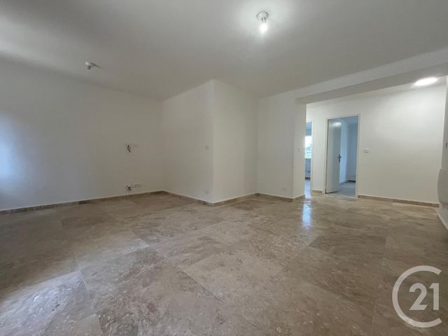 Appartement F3 &agrave; vendre - 3 pi&egrave;ces - 68,39 m2 - La Ciotat - 13 - PROVENCE-ALPES-COTE-D-AZUR