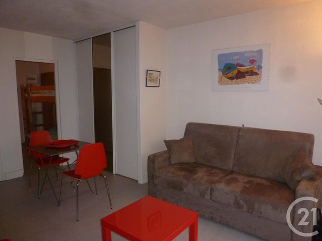 Appartement T1 &agrave; louer - 1 pi&egrave;ce - 27,83 m2 - La Ciotat - 13 - PROVENCE-ALPES-COTE-D-AZUR