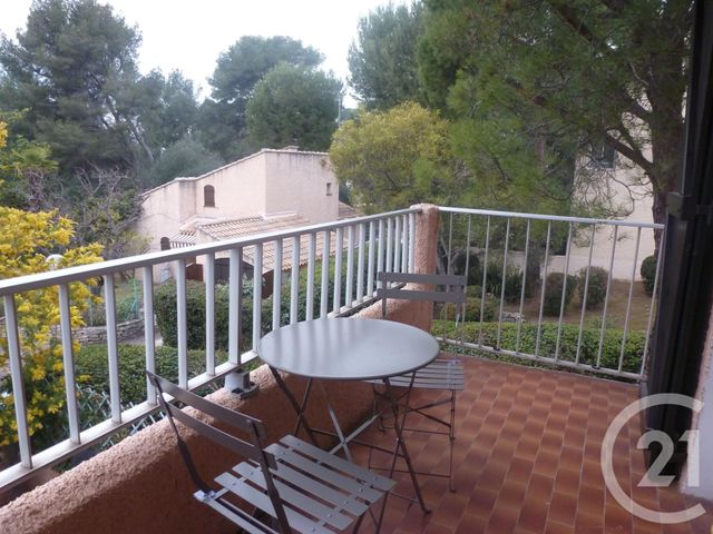 Appartement T1 &agrave; louer - 1 pi&egrave;ce - 27,83 m2 - La Ciotat - 13 - PROVENCE-ALPES-COTE-D-AZUR