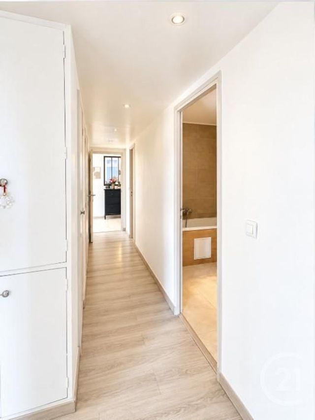 Appartement F4 &agrave; vendre - 4 pi&egrave;ces - 89,11 m2 - La Ciotat - 13 - PROVENCE-ALPES-COTE-D-AZUR