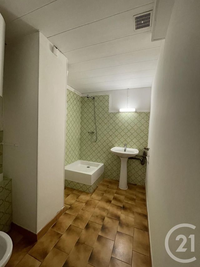 Appartement Studio &agrave; louer - 1 pi&egrave;ce - 25,76 m2 - La Ciotat - 13 - PROVENCE-ALPES-COTE-D-AZUR