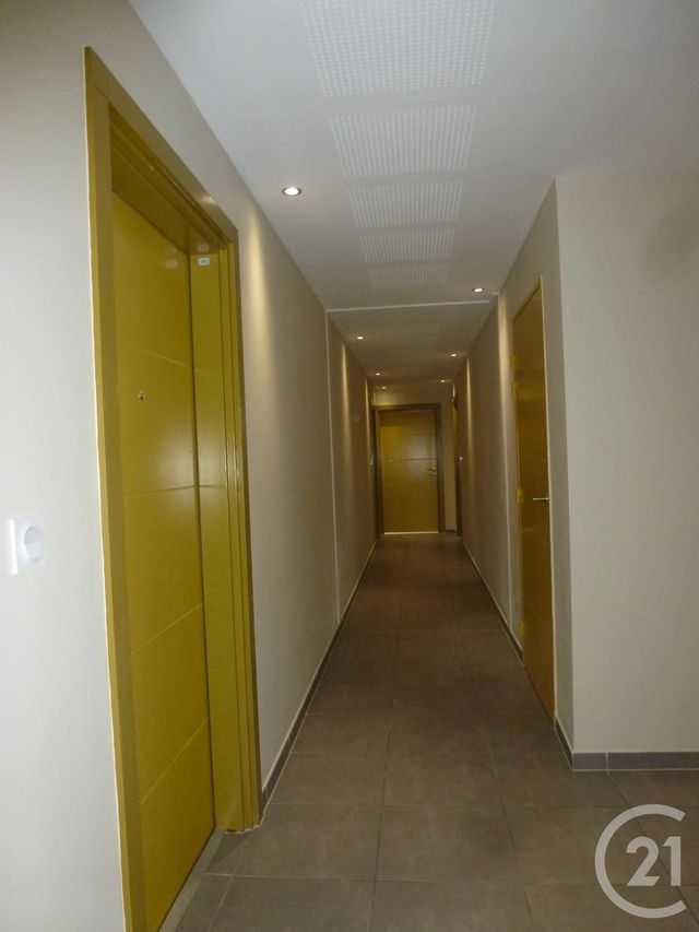 Appartement T2 &agrave; louer - 2 pi&egrave;ces - 47,48 m2 - St Cyr Sur Mer - 83 - PROVENCE-ALPES-COTE-D-AZUR