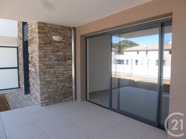 Appartement T2 &agrave; louer - 2 pi&egrave;ces - 47,48 m2 - St Cyr Sur Mer - 83 - PROVENCE-ALPES-COTE-D-AZUR