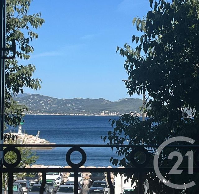 Appartement F3 &agrave; vendre - 3 pi&egrave;ces - 61,42 m2 - La Ciotat - 13 - PROVENCE-ALPES-COTE-D-AZUR