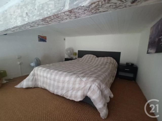 Appartement T1 &agrave; louer - 1 pi&egrave;ce - 31,34 m2 - La Ciotat - 13 - PROVENCE-ALPES-COTE-D-AZUR