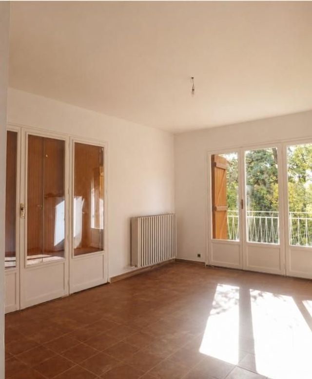 Appartement F3 &agrave; louer - 3 pi&egrave;ces - 65,50 m2 - La Ciotat - 13 - PROVENCE-ALPES-COTE-D-AZUR