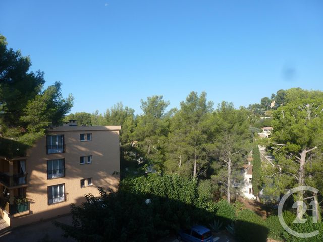 Appartement F3 &agrave; louer - 3 pi&egrave;ces - 65,50 m2 - La Ciotat - 13 - PROVENCE-ALPES-COTE-D-AZUR