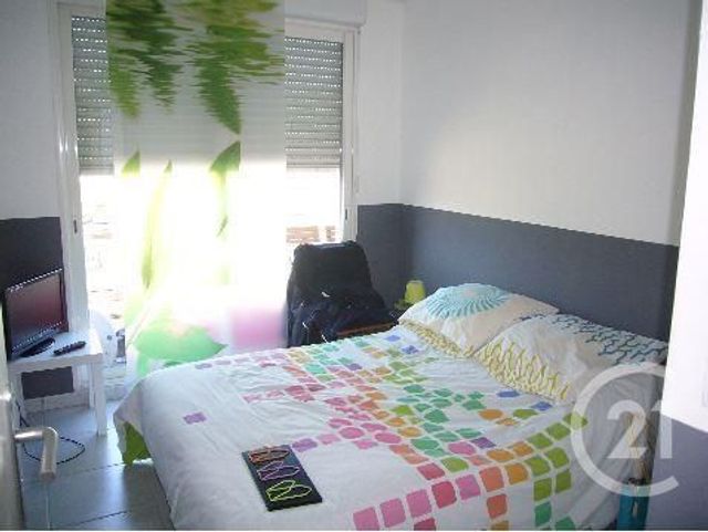 Appartement F3 &agrave; louer - 3 pi&egrave;ces - 48 m2 - La Ciotat - 13 - PROVENCE-ALPES-COTE-D-AZUR