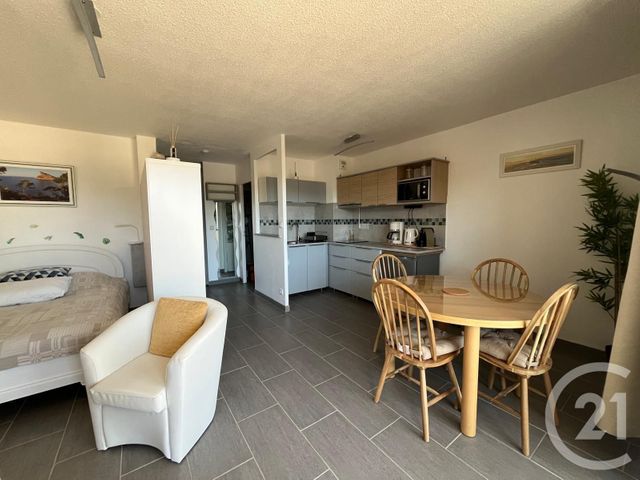 Appartement Studio &agrave; louer - 1 pi&egrave;ce - 31,60 m2 - La Ciotat - 13 - PROVENCE-ALPES-COTE-D-AZUR
