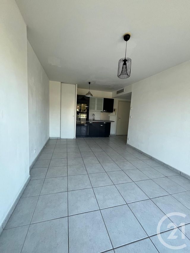 Appartement F3 &agrave; vendre - 3 pi&egrave;ces - 48 m2 - La Ciotat - 13 - PROVENCE-ALPES-COTE-D-AZUR
