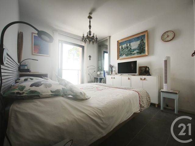 Appartement T3 &agrave; vendre - 3 pi&egrave;ces - 83,80 m2 - La Ciotat - 13 - PROVENCE-ALPES-COTE-D-AZUR