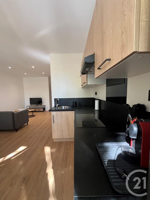 Appartement T2 &agrave; louer - 2 pi&egrave;ces - 37,17 m2 - St Cyr Sur Mer - 83 - PROVENCE-ALPES-COTE-D-AZUR