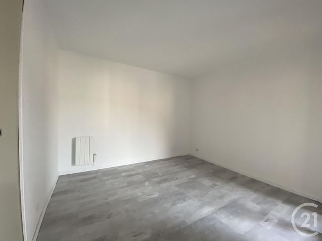 Appartement T2 &agrave; louer - 2 pi&egrave;ces - 50,14 m2 - St Cyr Sur Mer - 83 - PROVENCE-ALPES-COTE-D-AZUR