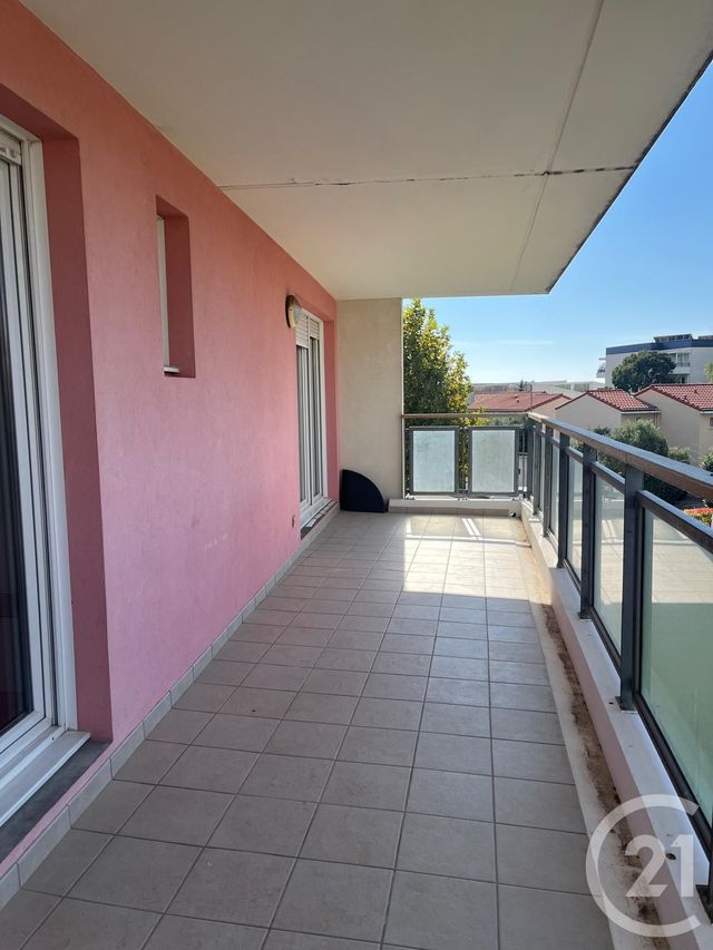 Appartement F3 &agrave; louer - 3 pi&egrave;ces - 55 m2 - La Ciotat - 13 - PROVENCE-ALPES-COTE-D-AZUR