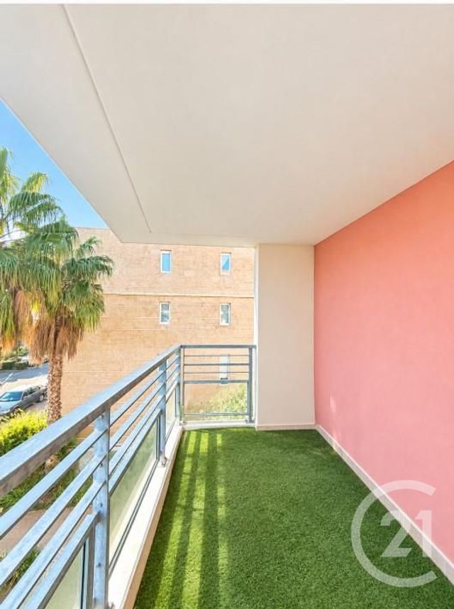 Appartement F2 &agrave; louer - 2 pi&egrave;ces - 43 m2 - La Ciotat - 13 - PROVENCE-ALPES-COTE-D-AZUR