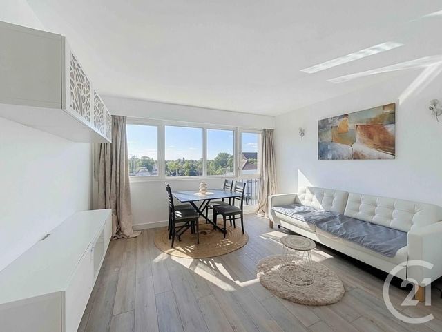 Appartement F3 &agrave; louer - 3 pi&egrave;ces - 56,85 m2 - Rungis - 94 - ILE-DE-FRANCE
