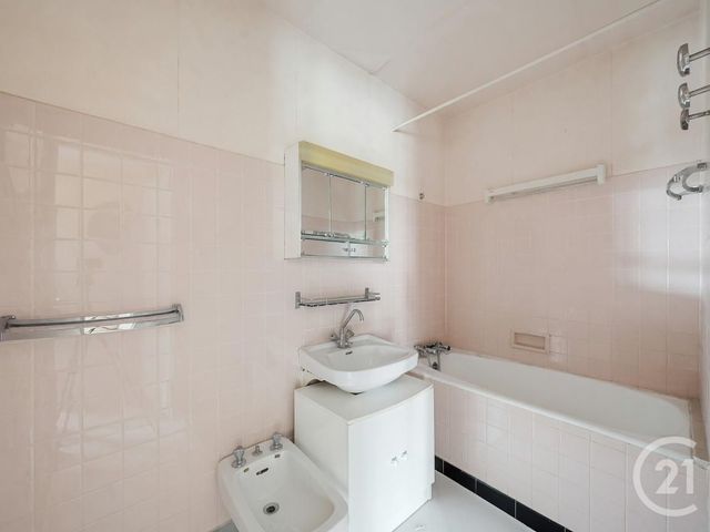 Appartement F3 &agrave; vendre - 3 pi&egrave;ces - 59 m2 - L Hay Les Roses - 94 - ILE-DE-FRANCE