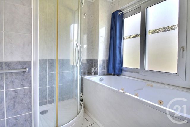 Appartement F3 &agrave; louer - 3 pi&egrave;ces - 62,58 m2 - Fresnes - 94 - ILE-DE-FRANCE